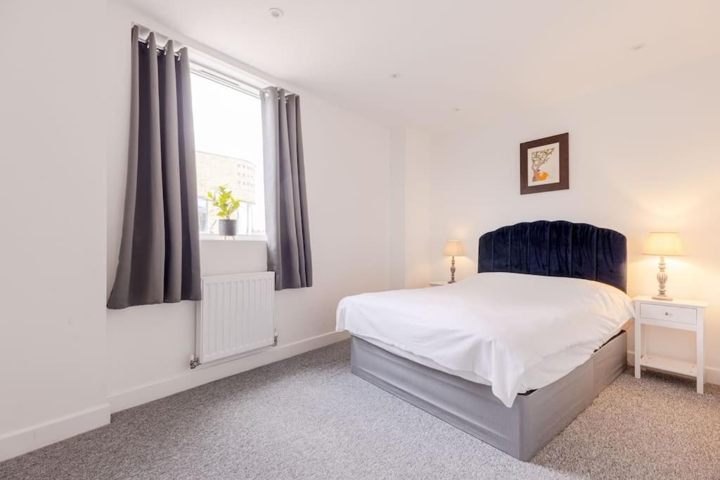 Vertigo Boutique Sleeps 4 London 泰晤士河畔京士顿 外观 照片